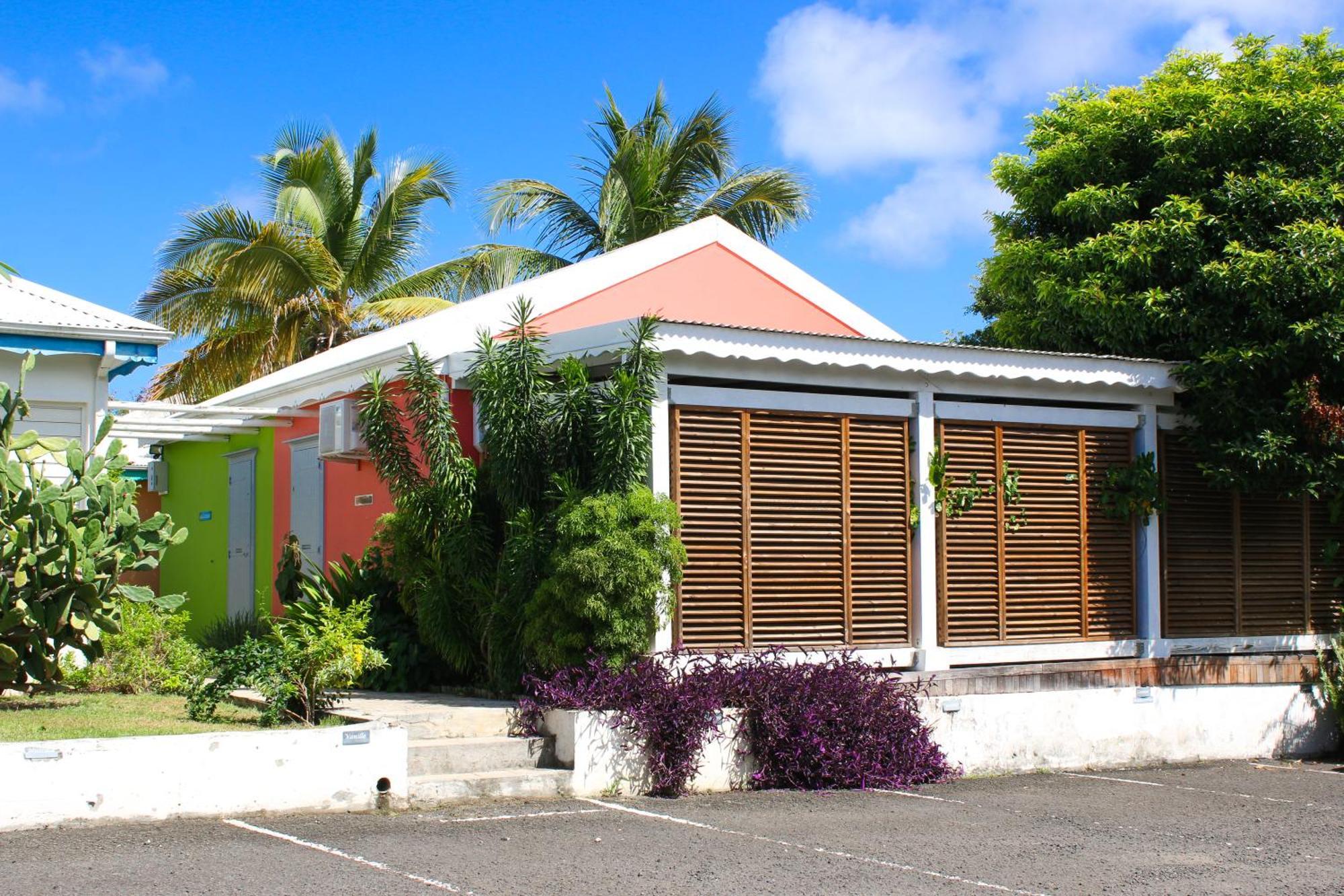 Bungalow La Papaye Bleue Residence Acces Piscine & Plage Saint-Francois  Exteriör bild